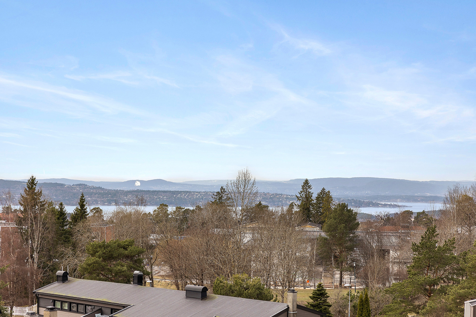 Velkommen til Åssiden Terrasse 18! Foto: Nanna Wolden (Diakrit)