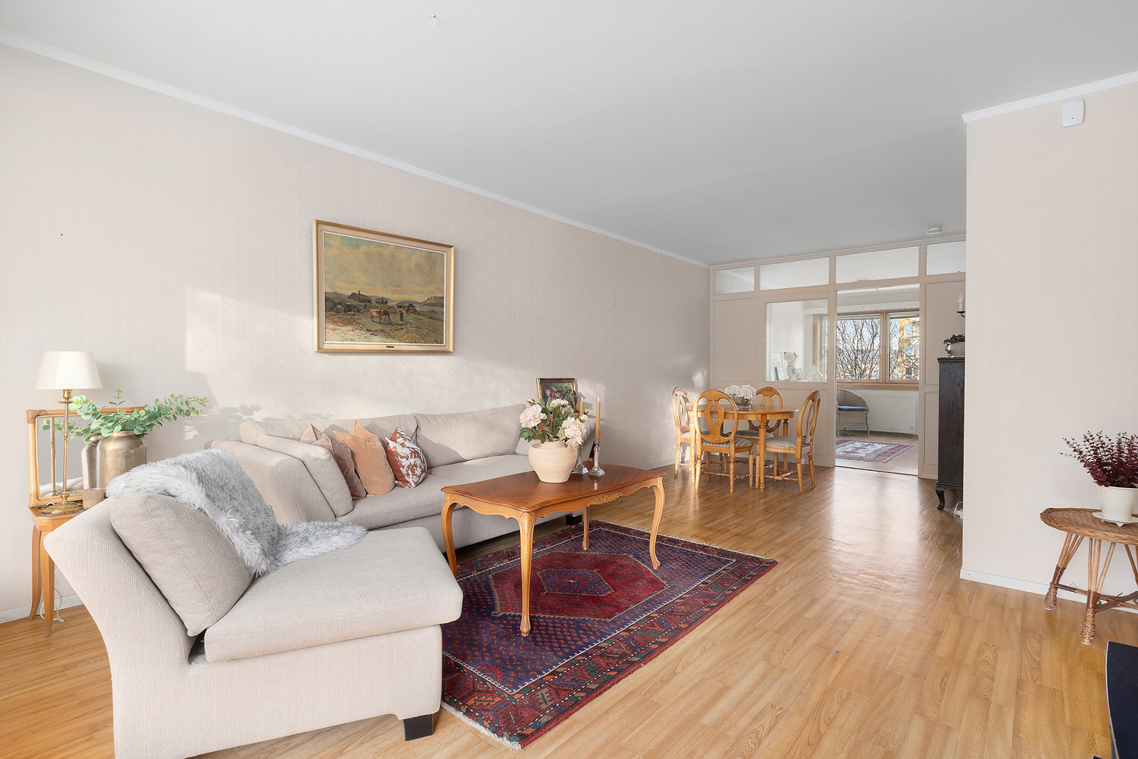 Velkommen til Henrik Sørensens vei 12! En stor, attraktiv leilighet på Karihaugen, Oslo. Foto: Nanna Wolden