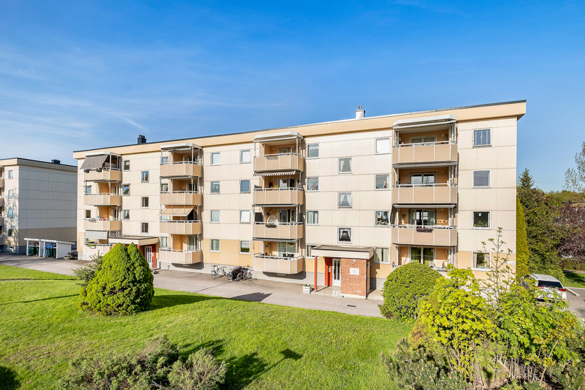 Velkommen til Grevlingstien 2 A - en 4 roms i toppetasje med fine solforhold