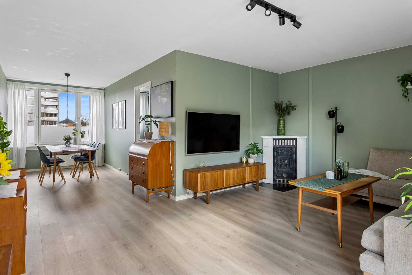 Velkommen til Plogveien 20! Presentert av Therese Eng Foto: Efkt v/ Hanne Sætre