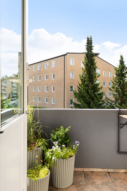 Utgang til balkong fra stue.