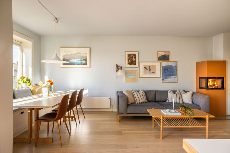 Naturlig plass til et større spisebord - perfekt når familie og venner kommer på besøk.